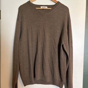 Turnbury 100% Merino Wool Classic V-Neck Men’s Sweater — Brown